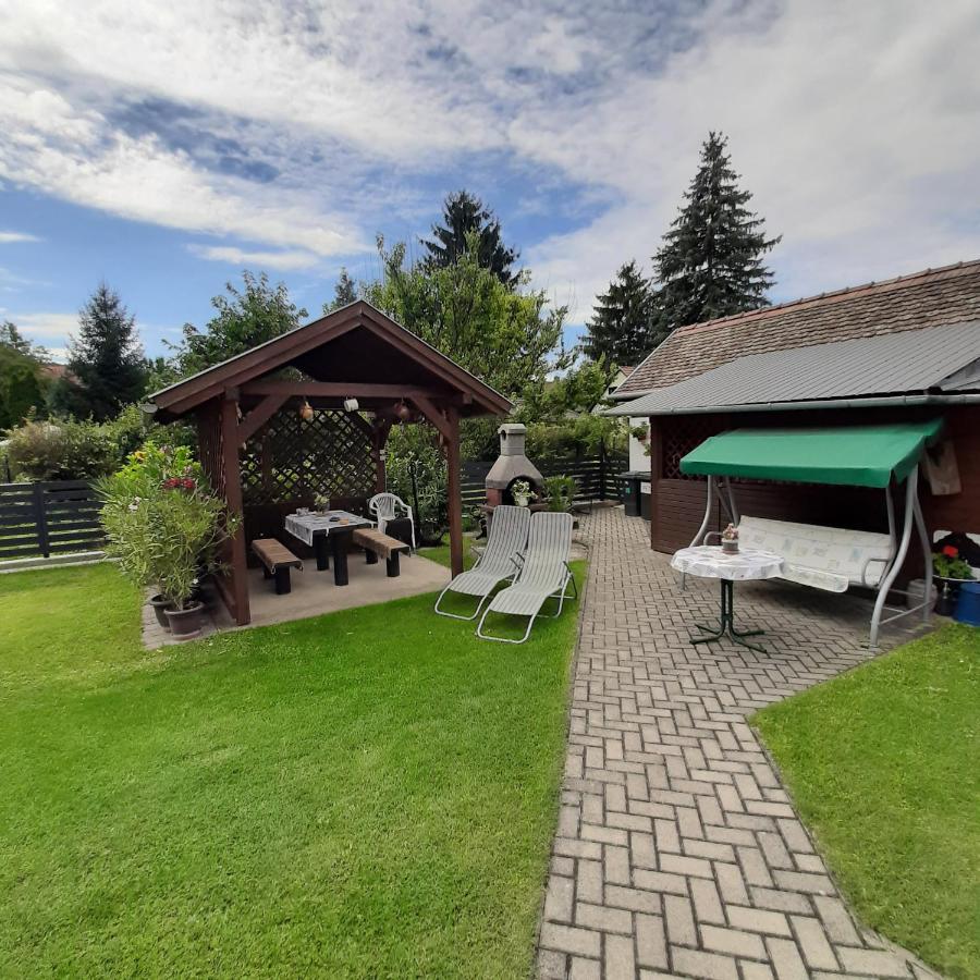 Rozsa Vendeghaz Hotel Visegrád Exterior foto