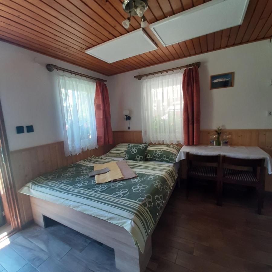 Rozsa Vendeghaz Hotel Visegrád Exterior foto